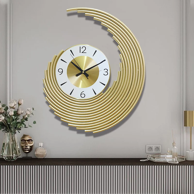 Orologio da Parete in Metallo  - Luxury Watch Europe recensione e prezzo