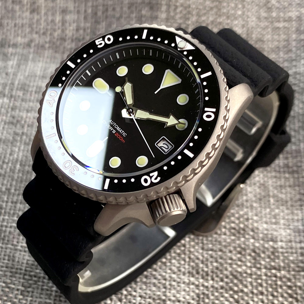 Titanium Diver NH35A Nero Auto - Titanium Sport Watch recensione e prezzo