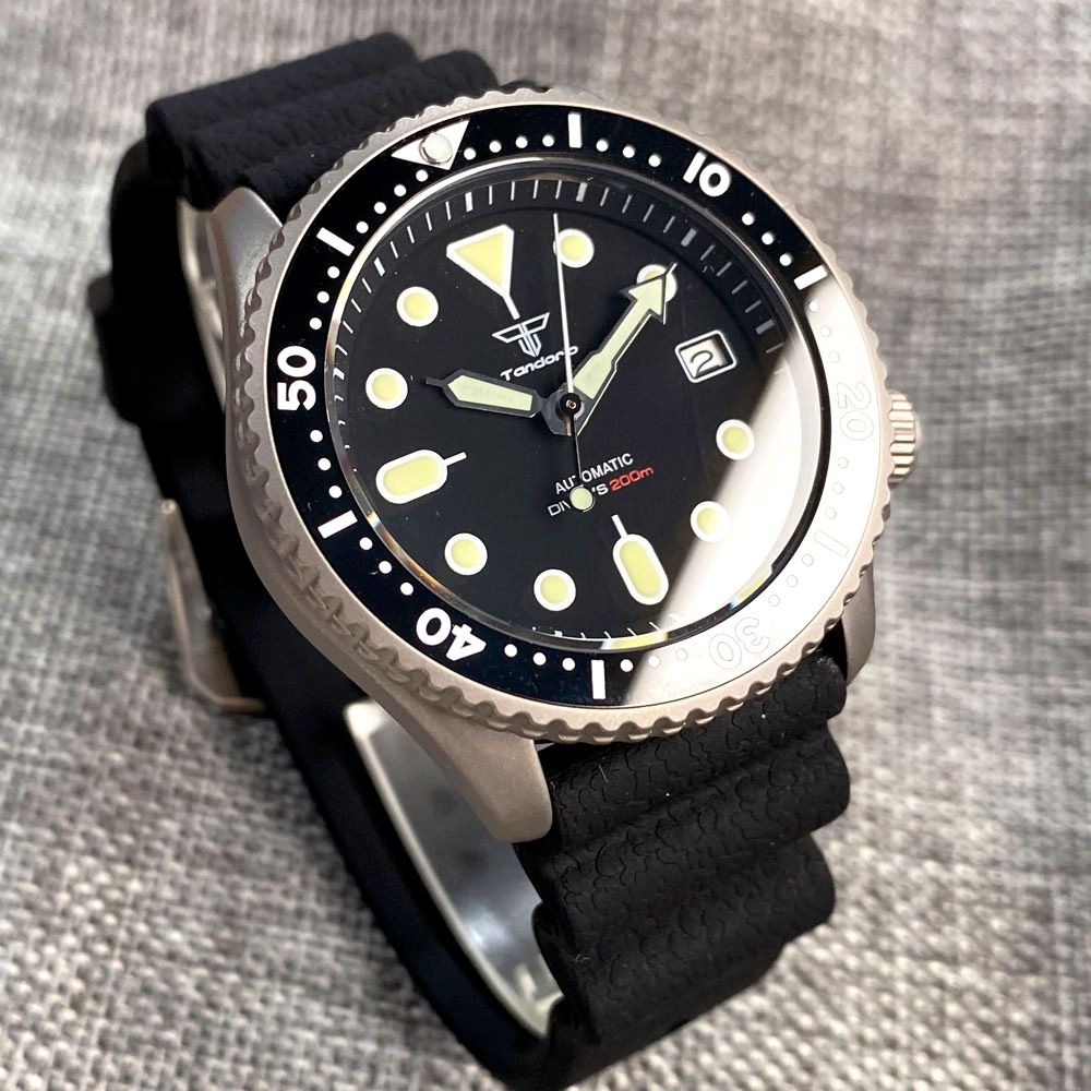 Titanium Diver NH35A Nero Auto - Titanium Sport Watch recensione e prezzo