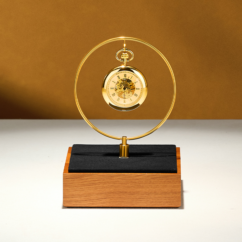 Oirlv Supporto di Lusso per Or - Luxury Watch Holder recensione e prezzo