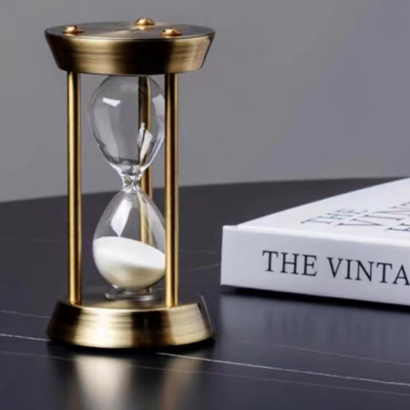 Soggiorno Metallo Tre Pilastro - Table Watch Luxury recensione e prezzo
